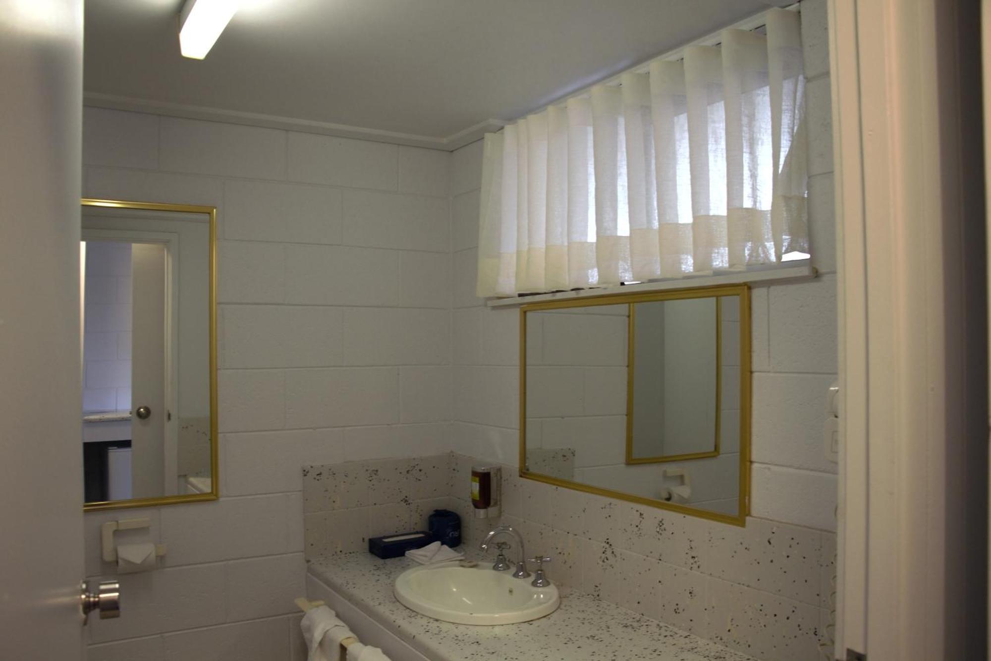Bendigo Motor Inn Kangaroo Flat Экстерьер фото